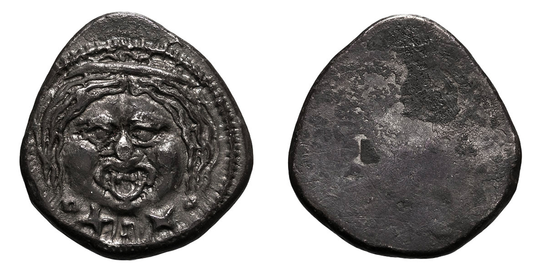 Etruria. Populonia.  3rd century BC. 20 Asses, 8.32g Obv: Gorgoneion facing, hair bound with