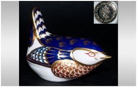 Royal Crown Derby Paperweight ' Small Bird ' Wren Gold Stopper. Date 1990's. 1st Quality and Mint