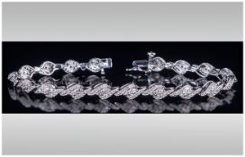 Ladies 9ct White Gold Diamond Bracelet with 1ct of Diamonds. Fully Hallmarked. 7.5'' in length.