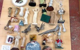 Box of Assorted Collectables ( Ceramic & Metalware )