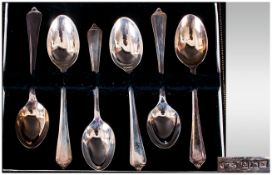 A Boxed Set Of Six Silver Tea Spoons Hallmark Birmingham 1962, Excellent condition.