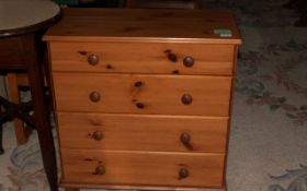 Pine Chest of Drawers ( 4 Drawers )