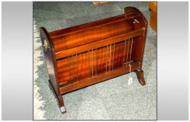 Mahogany Combined Flip Top Magazine Rack and Side Table. In Excellent Condition. 16 Inches HIgh,