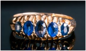 Edwardian - Antique 18ct Gold Set 5 Stone Sapphire Ring. Hallmark Birmingham 1906.