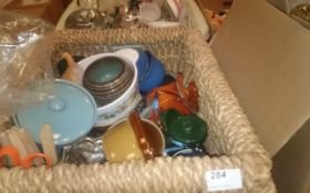 Box of Assorted Ceramics / Kitchen Ware.