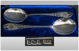 Edwardian Mappin & Webb Fine Pair of Silver Serving Spoons, with Pierced Open Work Handles. Hallmark