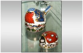 Royal Crown Derby Paperweights ( 2 ) In Total. 1/ Robin Nesting, Silver Stopper, Date 1997. 2.75