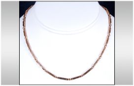 A Good Quality 9ct Gold Block / Shaped Fashion Necklace. Fully Hallmarked. 15 Inches In Length. 14