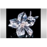 Swarovski S.C.S Cut Crystal Figure, The Collector Bee / Hibiscus Jubilee Edition. Num. 871895. Anton