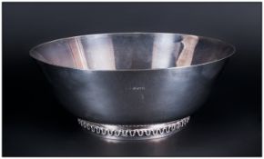 Georg Jensen - Fine Silver Quality and Stunning Footed Bowl, Pattern Num.904. Hallmark London 1956