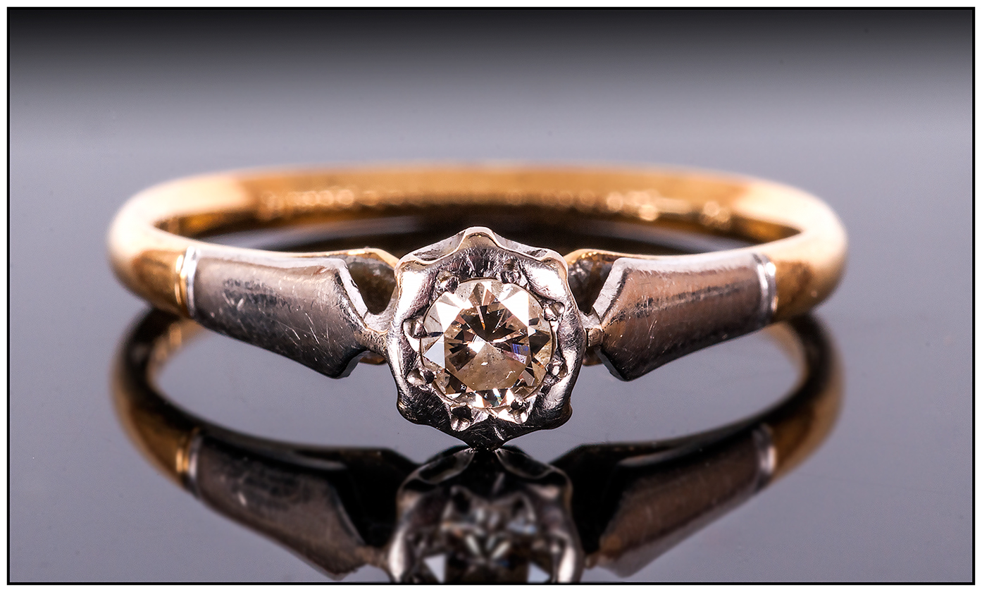 18ct Gold and Platinum Single Stone Diamond Ring. 15 pts. - Image 2 of 4