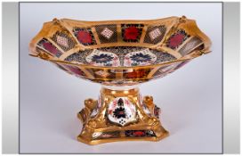 Royal Crown Derby Old Imari Very Fine Gold Band Dolphin Centre Piece, Pattern Num.1128, Date 1979.