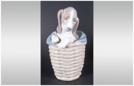 LLadro Animal Figure 'Dog In A Basket' model number 1128, Issue year 1971-1985, mint condition. 7.