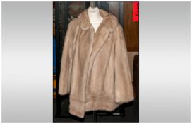 Ladies Blonde Mink Jacket, fully lined, collar with revers, slit pockets, hook & Loop fastenings.