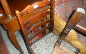 4 Matching Dining Room Chairs