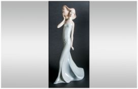 Royal Doulton Reflection Series Figurine ' WindSwept ' HN.3027. Designer R. Jefferson. Issued 1987-