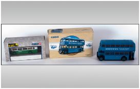 Corgi Ltd Edition and Numbered Die Cast Blue Model Bus, Guy Arab Walsall, No.2586 - 6480 Product,