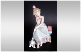 Lladro Figure ' Girl on Telephone ' Chit-Chat. Model Num.5466, Issue 1988. Height 7.75 Inches,