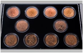 Elizabeth II Box Of 10 22ct Gold Full Sovereigns. Date 1959, 1979, 1976, 1978, 1966, 1962, 1958,