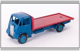 Dinky Toys 512 Diecast Metal Model Truck 'Guy Flat Truck' Circa 1950's. Red & Blue Colourway. 5'' in