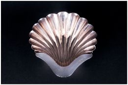 Edward VII Silver Shell Shaped Bon Bon Dish, Raised on 3 Ball Feet. Hallmark Sheffield 1930. 102.2