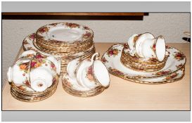 Royal Albert Old Country Roses Dinner Service comprising 8 cups & saucers, 8 side plates, 8 dinner