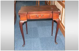 Late 19th/Early 20th Century Games Table Fold Over Top With Green Base. Single Frieze Drawer. Raised