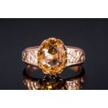 Ladies Antique 9ct Gold Set Topaz Single Stone Ring with engraved floral shoulders. Marked 9ct. 3.