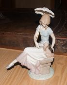 Lladro Collectors Society 5th Anniversary Figurine 'Picture Perfect' model number 7612, Issued