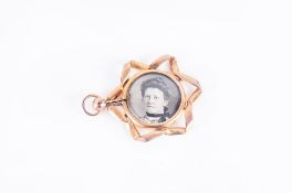 Late 19th/Early 20thC Picture Pendant, Glazed Front And Back, Unmarked, Tests High Carat, Gross