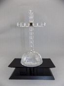 Swarovski Cut Crystal ' The Cross of Light ' Designer Seffano Ricci. Num 285865 / 7512 000001.