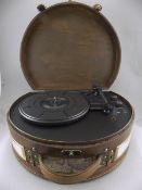 Steepletone Retro Style Portable Record Player, in working order and with instructions.