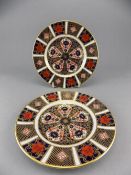 Royal Crown Derby Old Imari Pattern Pair of Small Cabinet Plates. Pattern Num 1128. Date 2006.