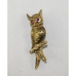 9ct Gold Novelty Brooch Realistically Modelled In The Form Of An Owl Sat On A Branch, Textured