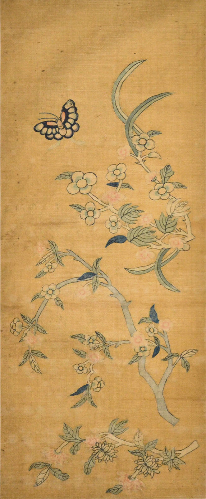 清 緙絲花卉掛軸  A Kesi Weaving of Flower and Butterfly  Qing Dynasty  Hanging Scroll,  Silk on Paper  . 35