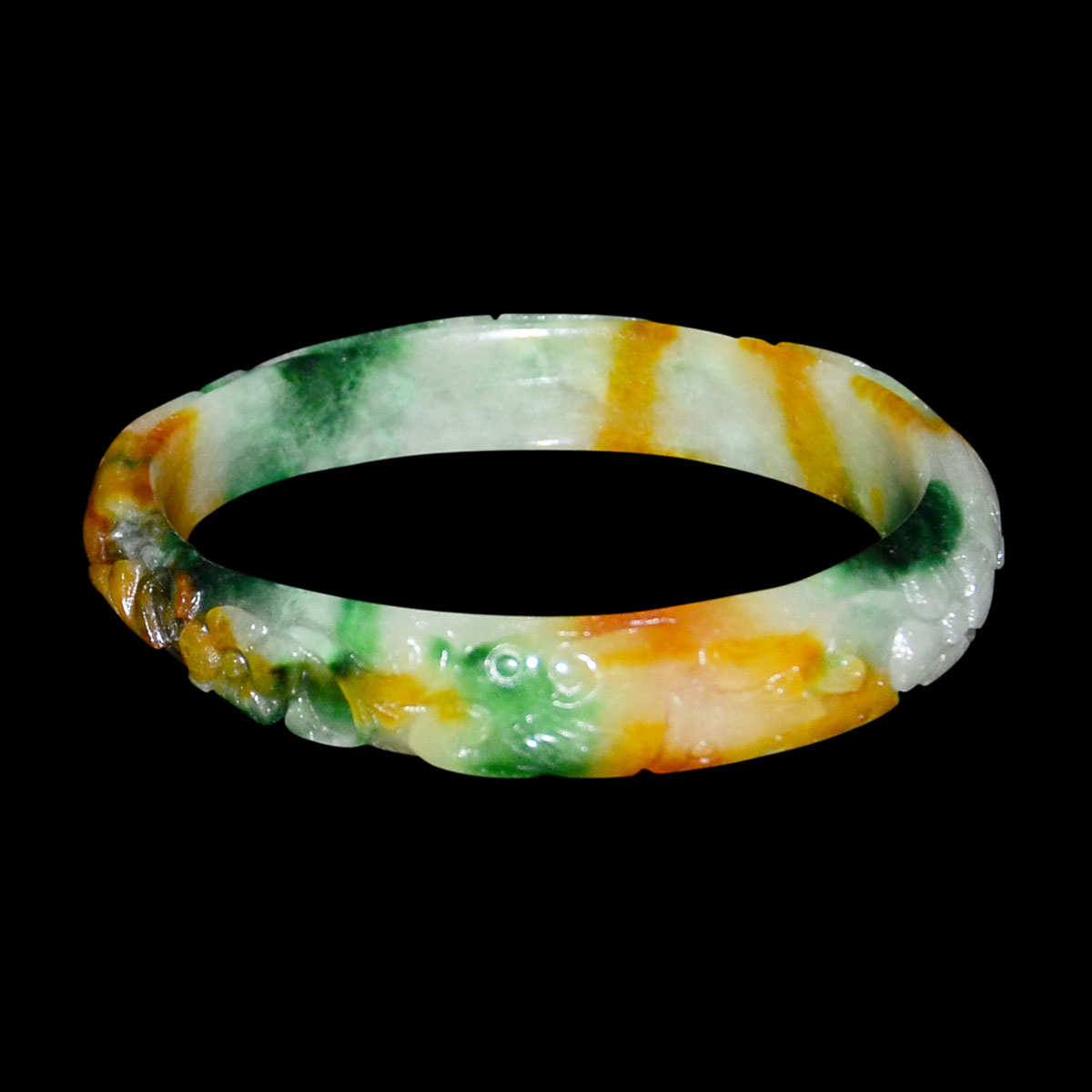 冰種翡翠福祿壽三色精雕花卉玉鐲 Glass Jadeite Tri-Color Bracelet Carved on the Exterior Floral Blooms. Diameter: