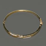 2.65 克拉鑽石手鐲鑲18K黃金 附美國寶石學院 AIG 鑒定證書 18K Yellow Gold and Diamond Bracelet Three channel set round