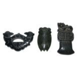 墨玉雕鳥、蟬、斧一組三件 Three Dark Jade Carved Ornaments: Cicada, Mythical Bird and Ritual Ax  Length: 2⅜ in (6