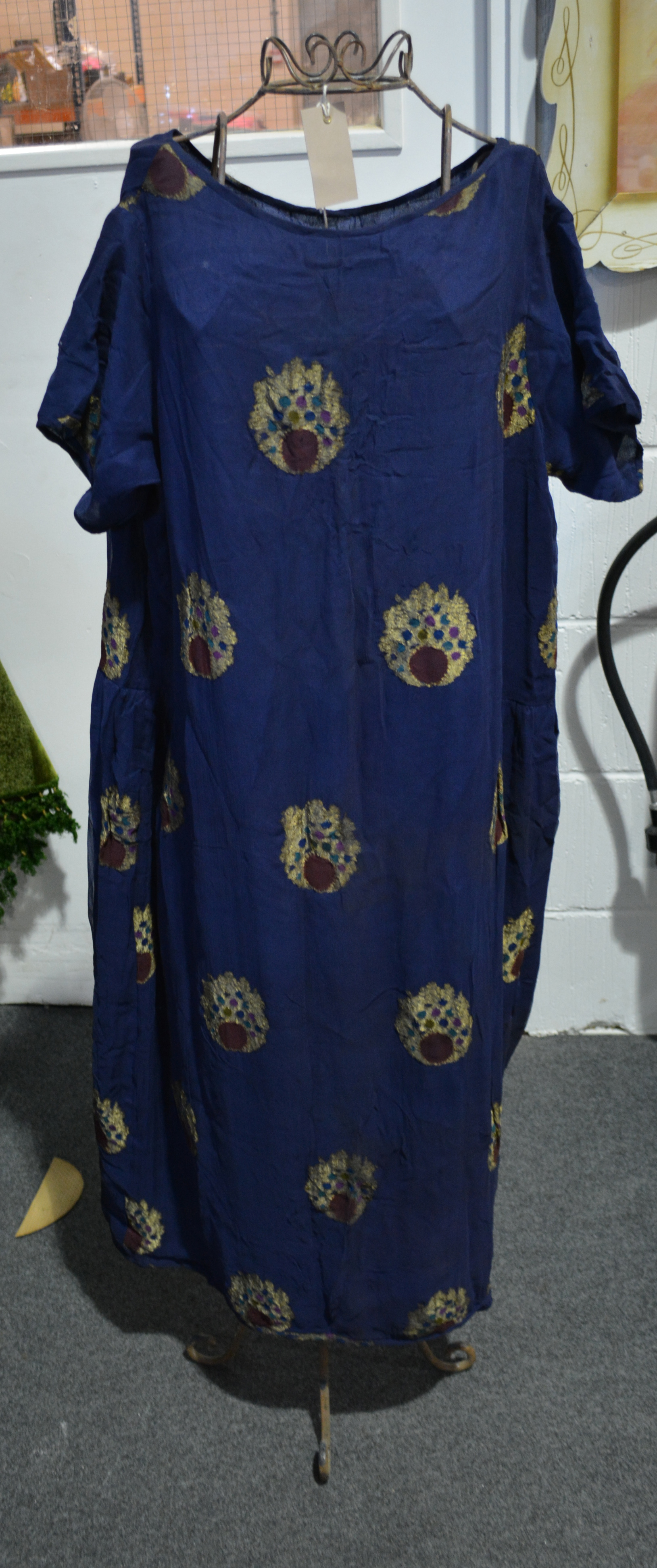 Ladies blue crepe shift dress, Art Nouve