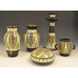 Six pieces of Gouda pottery, "Collier" d