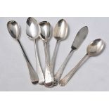 Small collection of silver teaspoons, salt spoons, fish knife etc.