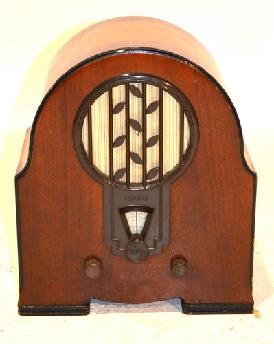Philips "Superinductance 634A" Art Deco radio receiver, designed 1933,