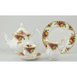 Royal Albert Old Country Roses six place tea set, (31).