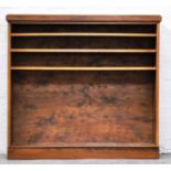 Oak open bookcase, with adjustable shelves, height 120cms, width 127cms, depth 28cms.
