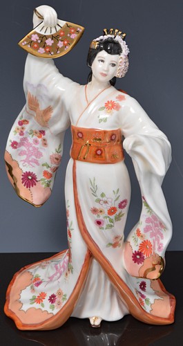 Coalport figurine - "Madame Butterfly", Limited Edition, 25cms.