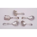 A Victorian silver caddy spoon, by William Eaton, London 1839, Kings pattern,