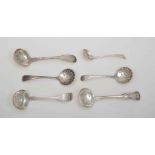 An Edwardian silver ladle shape sifter spoon, by Goldsmiths & Silversmiths Company Limited,