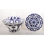 Large and extensive collection of Derby pattern bone china wares, underglaze blue design for Imari,
