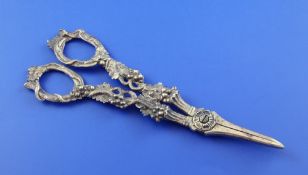 A pair of Victorian silver grape shears by Reily & Storer, with fruiting vine handles, London, circa