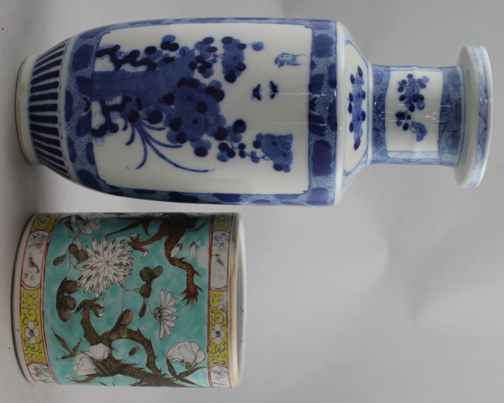 A Chinese blue and white rouleau vase and an enamelled porcelain brush pot, late 19th / early 20th - Image 4 of 6